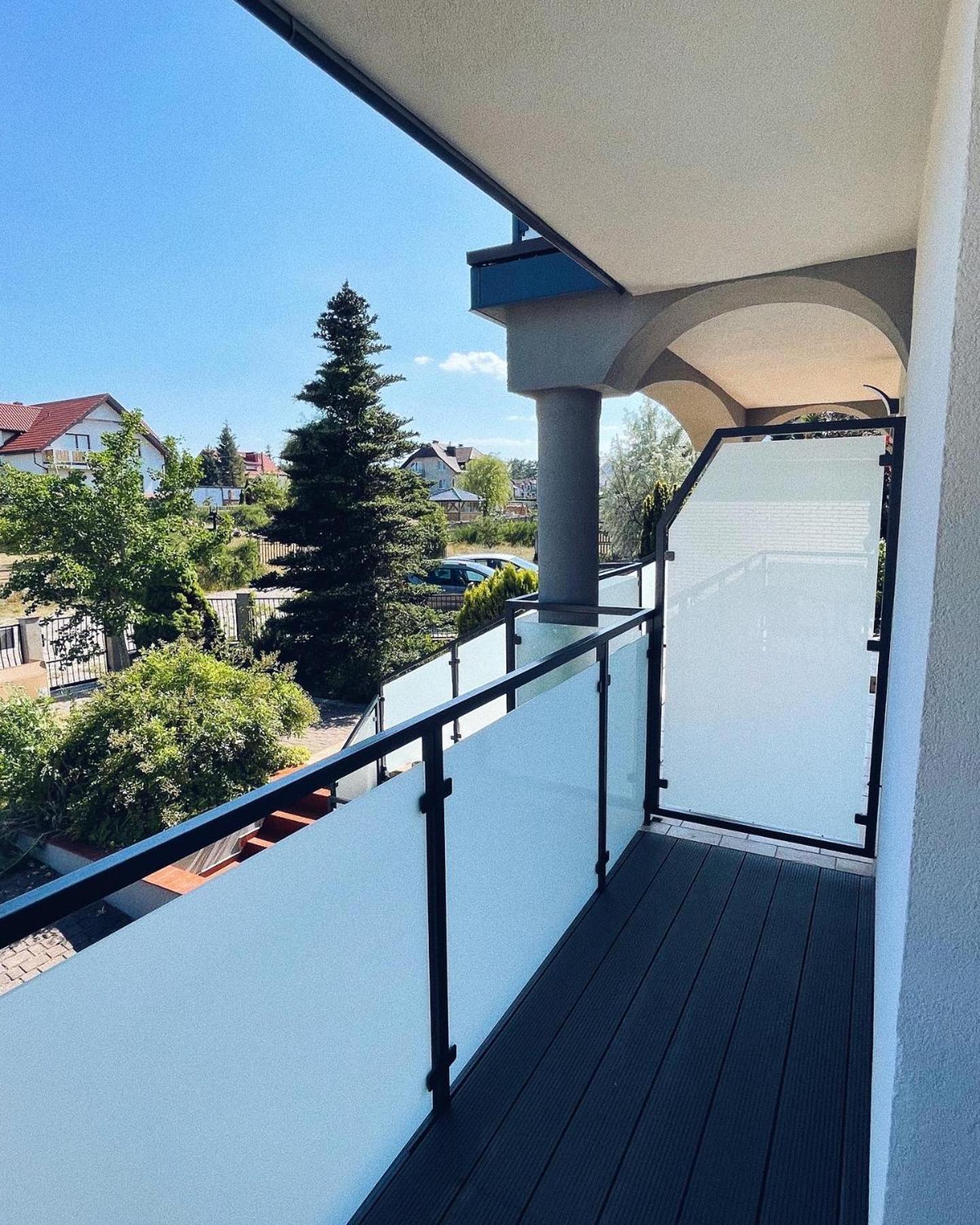 Ostrovia - Pokoje Nad Morzem Ostrowo  Exteriör bild